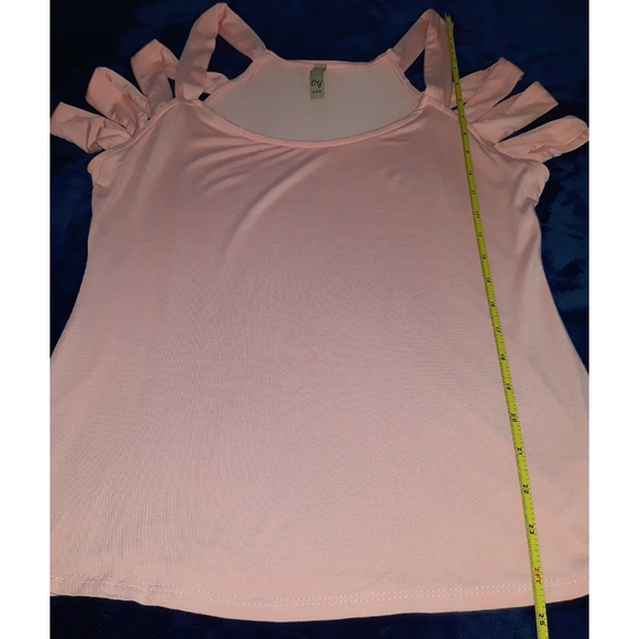 CY USA | Caged Sleeve Top - Picture 3 of 5